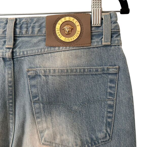 VERSACE JEANS SIGNATURE Vintage Slim Faded Jean Shorts Sz 31 - Picture 5 of 7